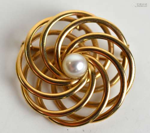 14K Gold Pin with Pearl