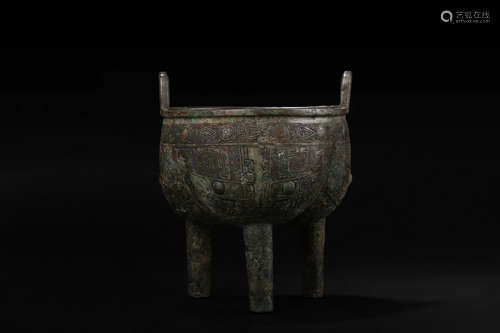 An exceptional bronze ritual vessel Ding 蘇富比2001年3月 拍品號2