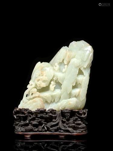 ROCHER EN JADE   CÉLADON PÂLE SCULPTÉ, CHINE 