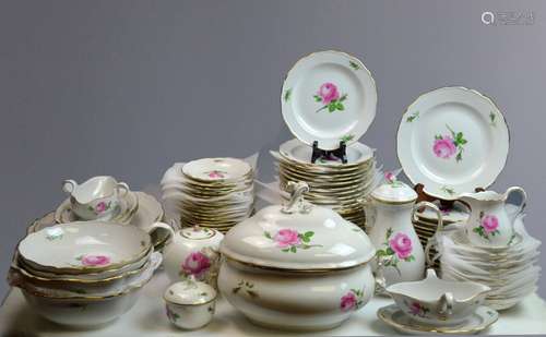 86 Pieces Meissen Dinner Set with 