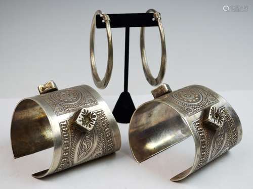 Islamic Tribal Silver 2 Bracelets and 2 Earlings