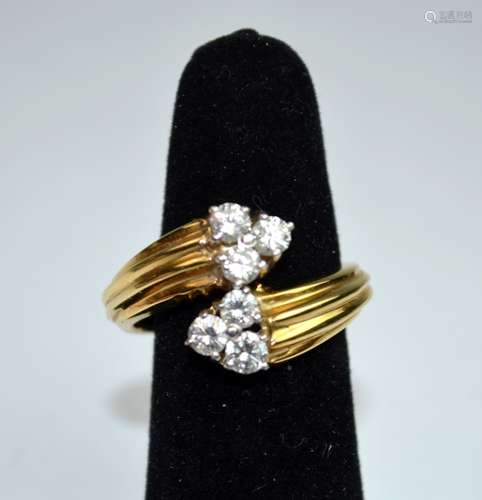 Gold Ring Inlaid with Diamond Opens Up