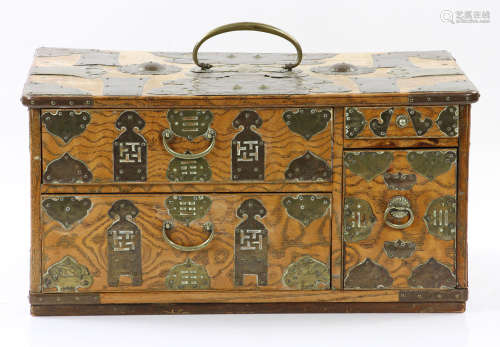 Chinese Four Drawer Box