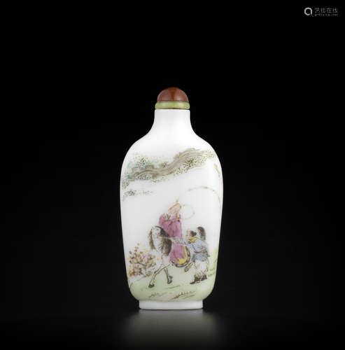 An enamel glass snuff bottle Qianlong mark, 19th century