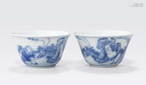 Two blue and white porcelain wine cups Kangxi marks