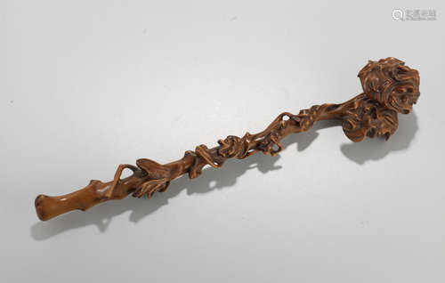 A boxwood scepter