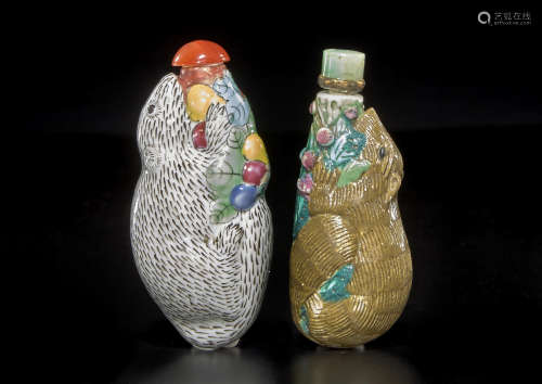Two molded and enameled porcelain snuff bottles 19th/20th century