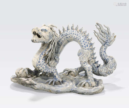 A blue and white ceramic figure of dragon Vietnam, Nguyen dynasty