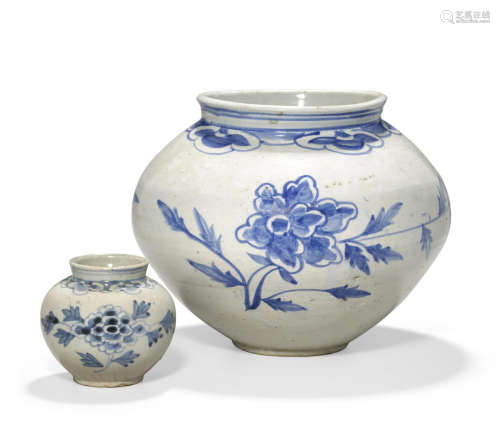Two blue and white jars Late Joseon dynasty/early 20th century