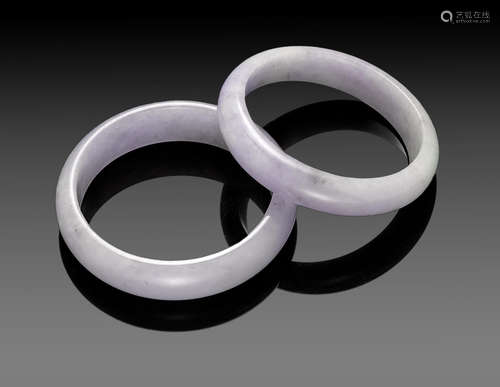 Two lavender Jadeite bangles