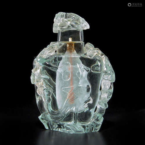 A green fluorite snuff bottle 20th century