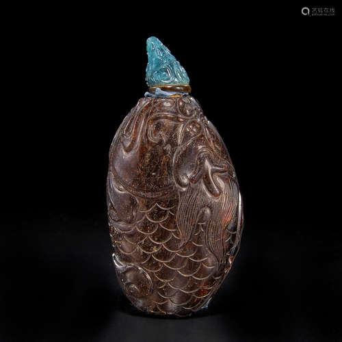 A carved quartz snuff bottle 1850-1920