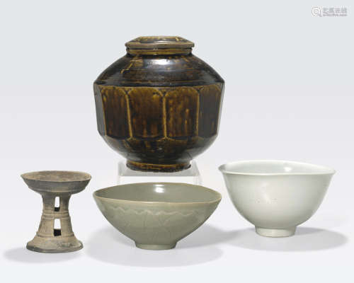 A group of four Korean monochrome ceramics