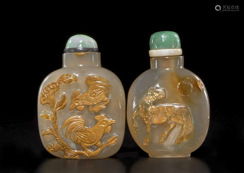 Two cameo chalcedony snuff bottles