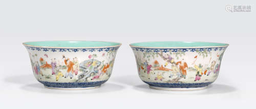 A pair of famille rose enameled 'Hundered Children' bowls Qianlong marks, Late Qing/Republic period
