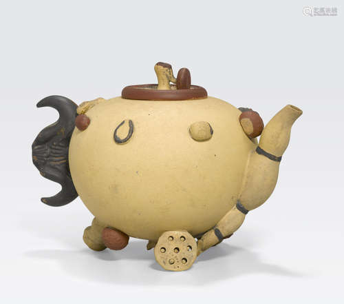 An Yixing 'hundred-fruit' covered teapot 19th/20th century