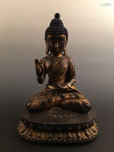 Fine Chinese Bronze Buddha