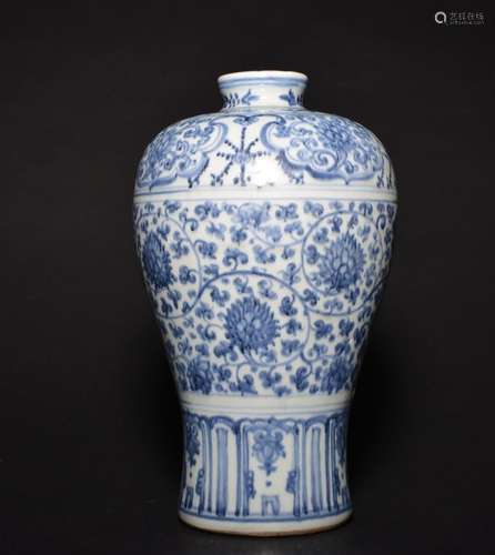 A BLUE AND WHITE MEIPING , Ming Dynasty