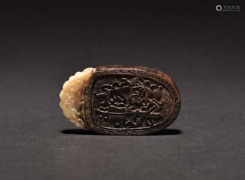 A CARVED HORN PENDANT , Qing Dynasty