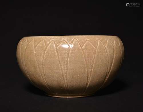 A YAOZHOU BOWL , Song Dynasty