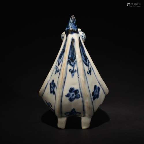 A BLUE AND WHITE VASE , Ming Dynasty