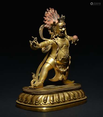 A GILT-BRONZE FIGURE OF VAISHRAVANA , Qing Dynasty