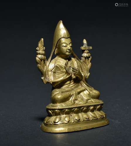 A GILT-BRONZE FIGURE OF TSONGKHAPA , Qing Dynasty