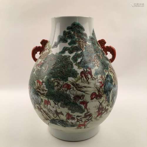 Fine Chinese Qing Famille Rose Vase with Deers Design