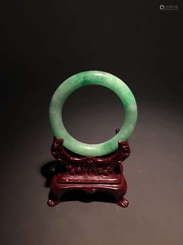 Chinese Green Jadeite Bangle