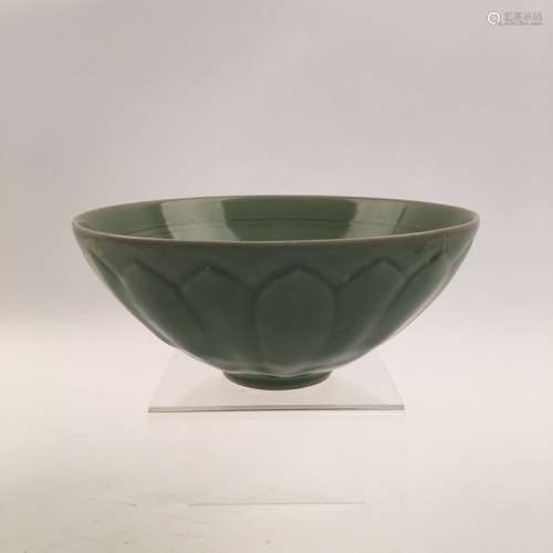 Chinese Longquan Lotus Bowl