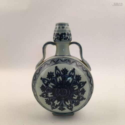 Chinese Blue and White Moon Flask Vase