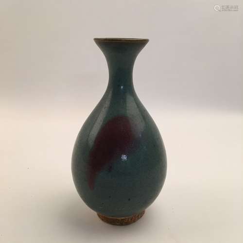 Chinese Junyao Vase