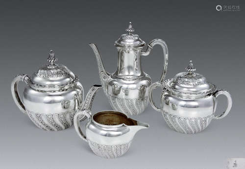 约1890年 法国 ODIOT 新古典主义风格 纯银高浮雕咖啡茶具 （四件套）
