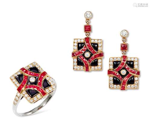 黑玛瑙配钻石及红宝石戒指及耳环套装