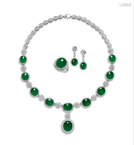 天然满绿翡翠「蛋面」配钻石项链、戒指及耳环套装