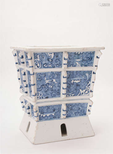 A Chinese Blue And White Porcelain Zun