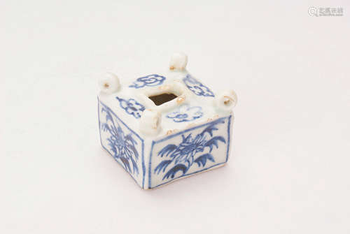 A Chinese Blue And White Porcelain Ink Box 