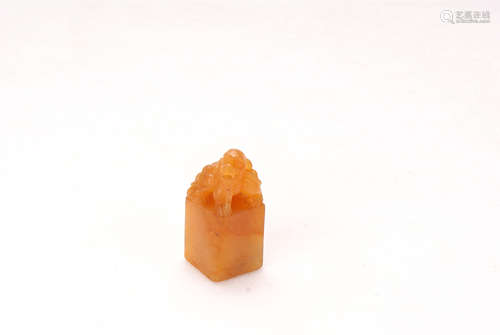 A Chinese Field Yellow Stone Seal 