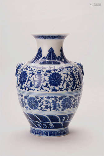 A Chinese Blue And White Porcelain Zun