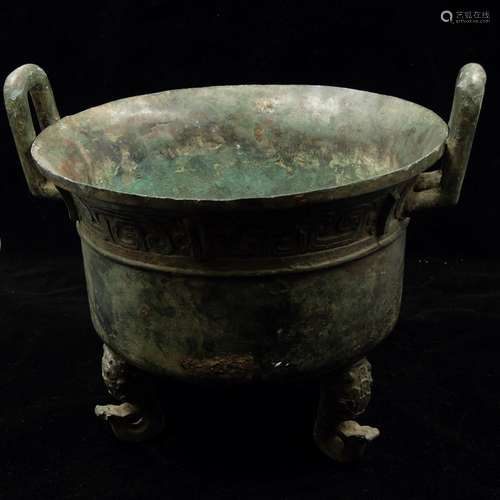 CHINESE TRIPOD BRONZE VESSEL