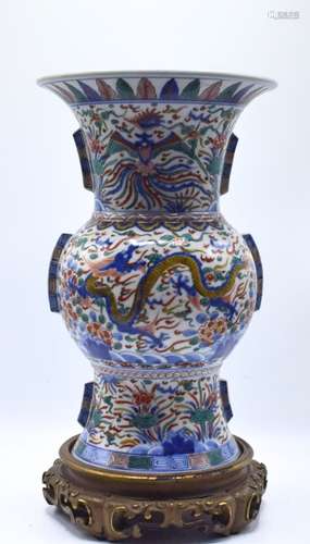 CHINESE MING PERIOD WUCAI GU VASE