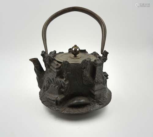 JAPANESE TETSUBIN IRON TEAPOT