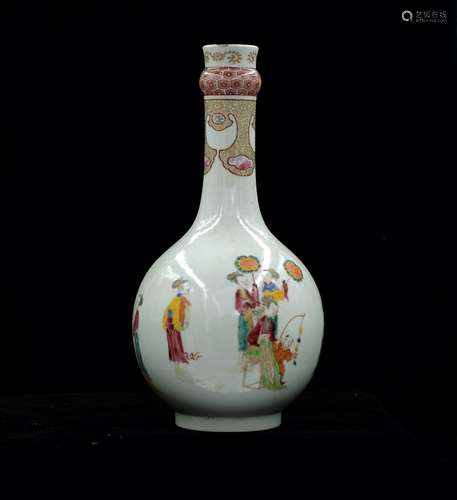 CHINESE FAMILLE ROSE BOTTLENECK VASE