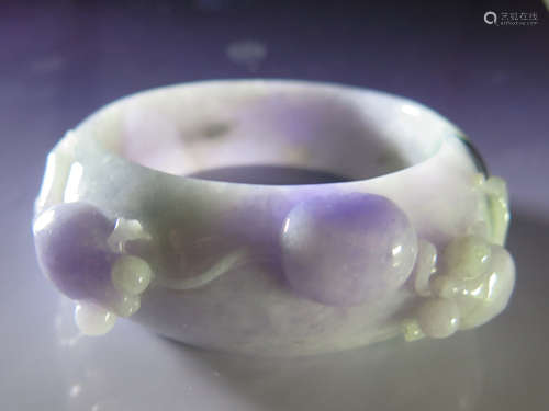 CHINESE LAVENDER JADEITE GOLDFISH BANGLE