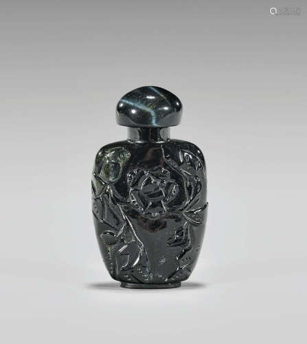 Dark Green Tourmaline Snuff Bottle