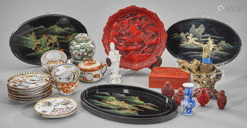 Collection of Chinese, Japanese & Chinoiserie-Style Items