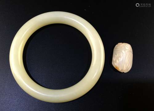 Two Chinese Jade Bangle and Jade Carving