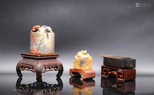 GROUP OF 4 CHINESE SOAPSTONE SCHOLAR SEALS