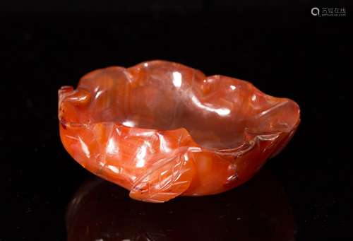 CHINESE LOTUS LEAF AGATE BRUSH WASHER