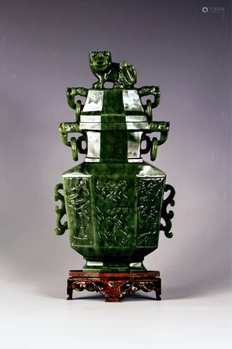 CHINESE SPINACH JADE FOOLION COVER VASE